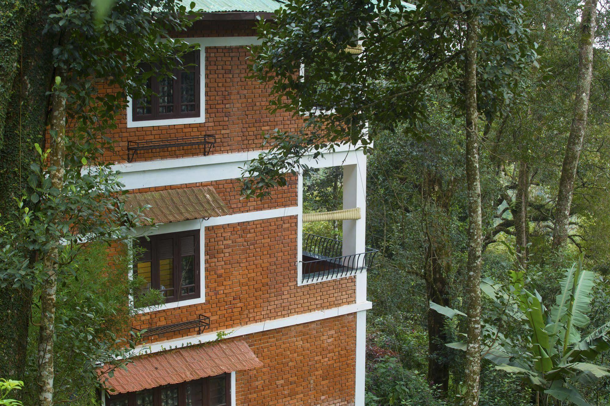 Madhumanthra Resort - Homestay Munnar Bagian luar foto