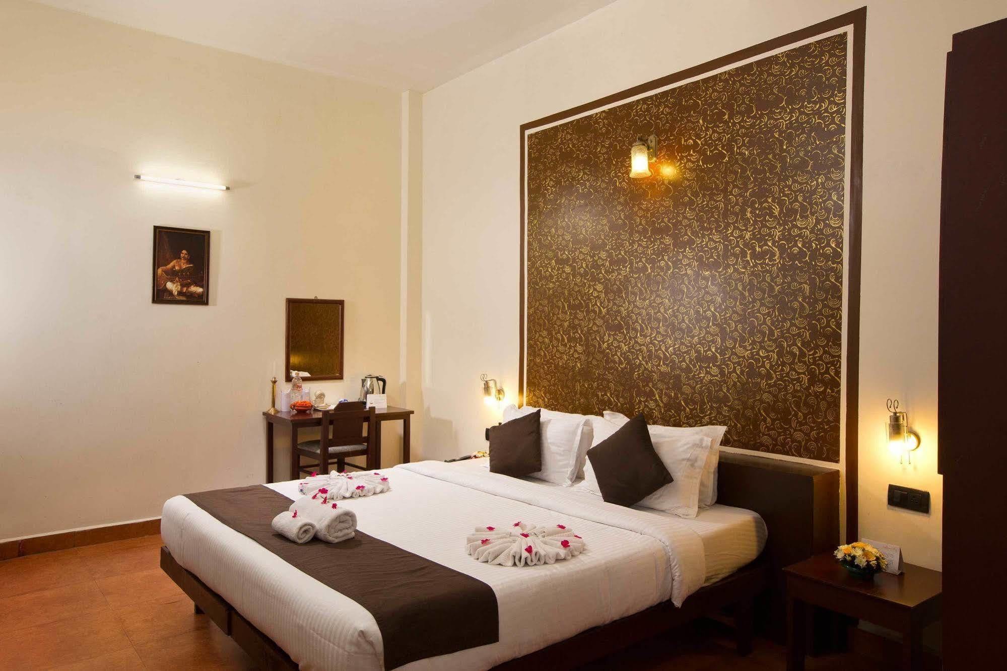 Madhumanthra Resort - Homestay Munnar Bagian luar foto
