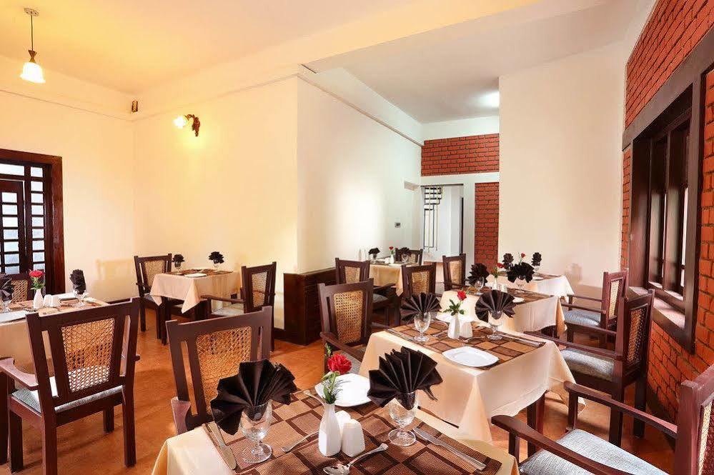 Madhumanthra Resort - Homestay Munnar Bagian luar foto